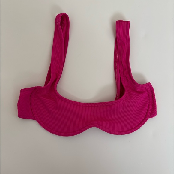 untagged - Picture 2 of 5